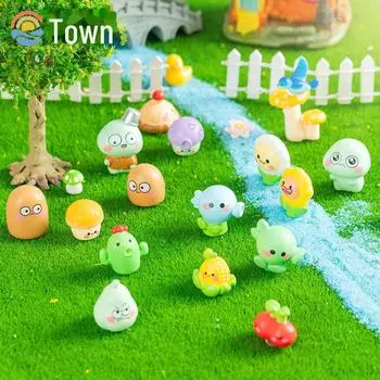 Растения детского сада против. Милый зомби-микроландшафтный декор, глухая коробка