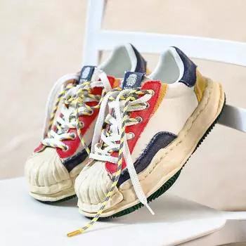 Растворяющаяся обувь. Модная универсальная мужская и женская обувь. Цвет корпуса. Туфли с блокировкой. Пары. Повседневная парусиновая обувь. Низкие модные туфли. 35