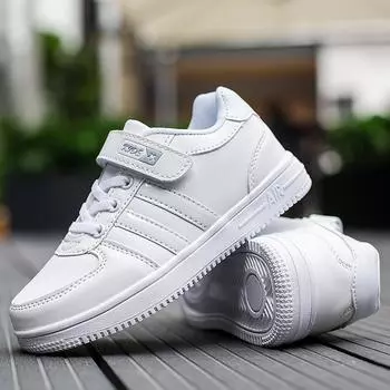 Размер 28~39, кроссовки для мальчиков и девочек, роскошные брендовые кроссовки для детей, дизайнерские, для скейтбординга, повседневные, для подростков, белые, детские, спортивные, для бега, кожаные кроссовки 28