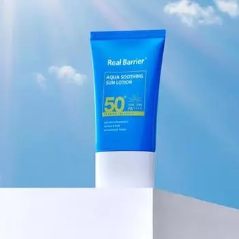 Real Barrier Aqua Успокаивающий солнцезащитный лосьон 50 мл SPF50+ PA++