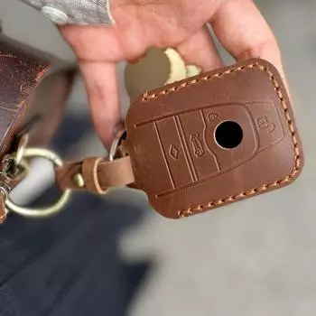 Real Leather Car Key Case Cover Fob for BMW I3 I8 Series Protection Bag Keychain Ring Auto Accessories Ring 2014 2016 2017 2018 коричневый