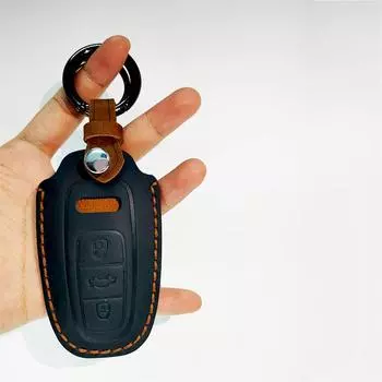 Real Leather Car Key Case Cover for A3 A4 B9 A6 C8 A7 S7 4K A8 D5 S8 Q7 Q8 SQ8 E-tron 2018 2019 2020 2021 Accessories красный