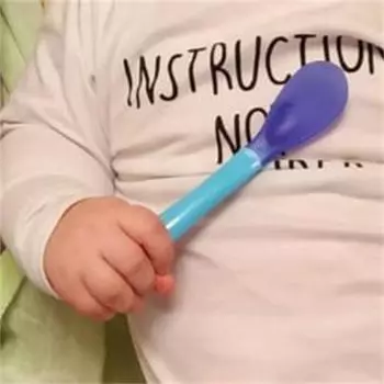 Реальный снимок, детская ложка с датчиком температуры, мягкая головка, безопасное кормление, теплая вилка для супа, ложка для кормления младенцев, термочувствительная термодетская посуда