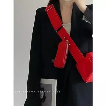 Red casual toast bag new summer three-dimensional messenger small square bag women s niche versatile shoulder armpit bag красный