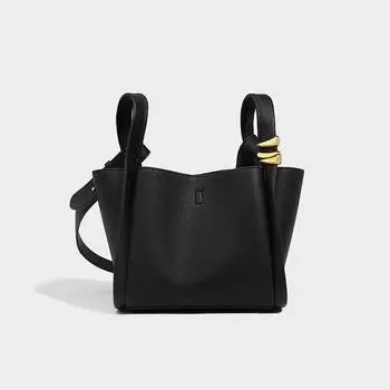 Red portable bride wedding bucket woman 2024 new vegetable basket niche large capacity shoulder messenger bag