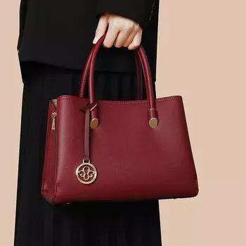 Red Wedding Middle-Aged Classy Mom Bag