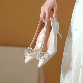 Red wedding shoes women s show clothes stiletto heels bride shoes new Chinese dress shoes sister group 34 красный