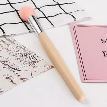 Refined Flame Powder Blusher Brush Powder Blush High Gloss Brush Flame Shaped Blush Brush Applying розовый