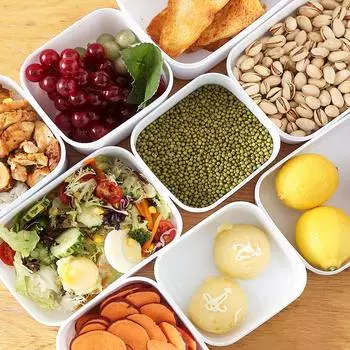 Ящик для хранения в холодильнике Ящик для хранения свежих продуктов Ящик для ланча Упаковочная коробка Ящик для хранения фруктов и овощей в холодильнике Ящик для замороженных продуктов Ящик для хранения продуктов square small