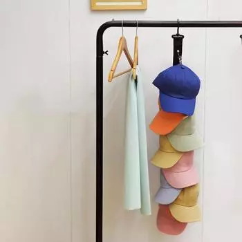 Регулируемая подвесная стойка для хранения шляп для спальни, веранды, шкафа, без перфорации, простая установка, устойчивый к ржавчине, компактный аккуратный крючок-органайзер чёрный