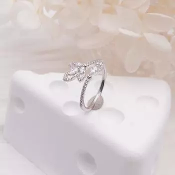 Регулируемое открытое кольцо с паве из циркония в виде листа Adjustable Open платиновый