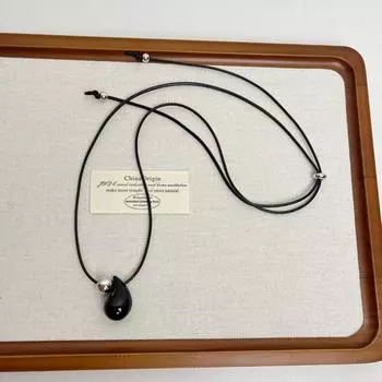 Регулируемое ожерелье с подвеской в виде капли воды для женщин и девочек, элегантная универсальная длинная цепочка для свитера, ювелирные изделия, аксессуары, подарки красный