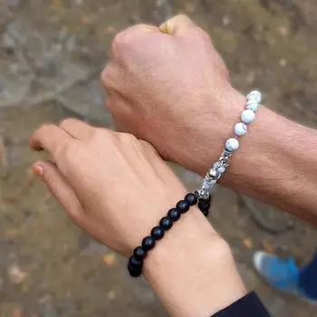 Регулируемый магнитный браслет из 2 шт., кулон в форме сердца, браслет из бисера, женские пары, одинаковые браслеты с подвесками и бусинами