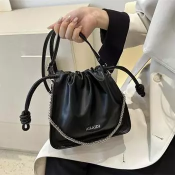 Ремень для накачки Корейская повседневная модная цепочка 2024 года, новая осенняя плиссированная текстура, популярная портативная сумка-ведро белый