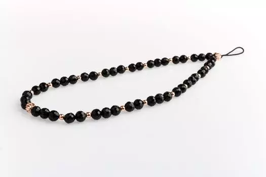 Ремешок для телефона из натурального камня черного турмалина