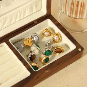 Retro 18k gold titanium steel stud earrings women s light luxury high-end sense inlaid with natural stone non-fading stud earrings