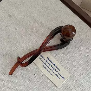 Retro Acrylic Ponytail Twist Hair Clips New Fashion Pearl Twisted Hollow Out Shark Clips Headdress Hair Accessories Barrettes