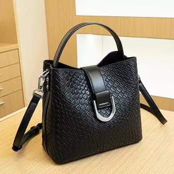 Retro and Gentle Woven Bag, Spring and Summer Bucket Bag, Wide Shoulder Strap, Versatile Crossbody, Single-shoulder Hand-held Women s Bag чёрный