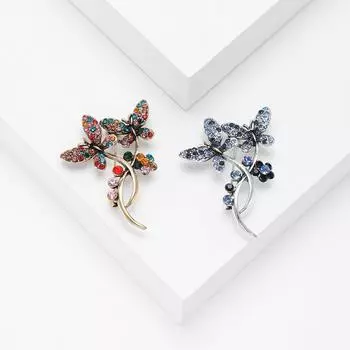 Ретро бабочка брошь со стразами, модная булавка для одежды темперамент простая с ювелирным корсажем красный