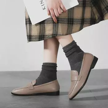 Ретро британский стиль женские кожаные туфли осенние плоские повседневные лоферы модные застежки на круглый носок офисные рабочие туфли zapatillas mujer 32 чёрный