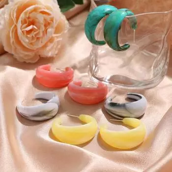 Ретро C-образные серьги из смолы, новые акриловые женские серьги ярких цветов, увеличенные серьги с геометрическим узором, ретро-серьги