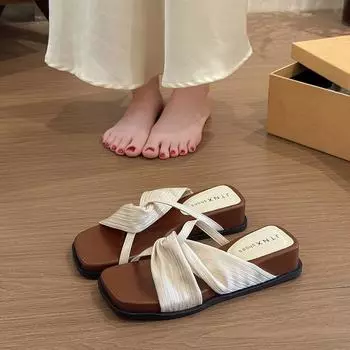 Retro cross belt simple open-toed sandals women s summer new low-heeled square head wear comfortable one-word slippers 35