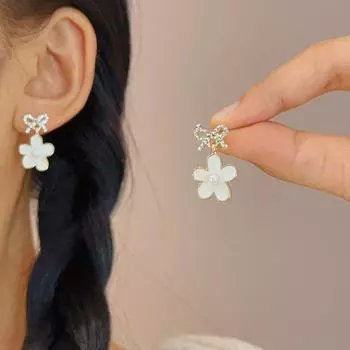 Retro Crystal Bow Flower Pendant Earrings Simple White Pearl Earrings Ladies Party Jewelry Gifts