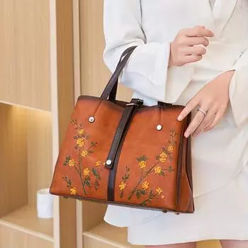 Ретро досуг новый тисненый большой емкости одно плечо кроссбоди подарок для свекрови цветочный узор плутониевый материал