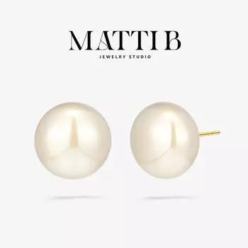 Retro Elegant Champagne Flat round Steamed Bread Pearl Stud Earrings for Women Fancy New Best Selling Niche Style Classic Easiest for Match Earrings 16mm