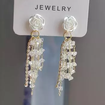 Ретро французские маленькие ароматные ветряные камелии с бахромой длинные темпераментные легкие роскошные серьги женские летние серьги серьги