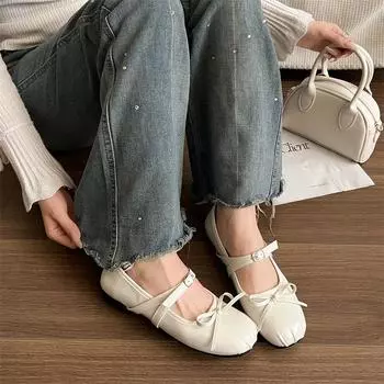 Retro French flat-soled small leather shoes women s 2025 new spring matching skirt versatile shallow mouth Mary Jane single shoes 35 чёрный