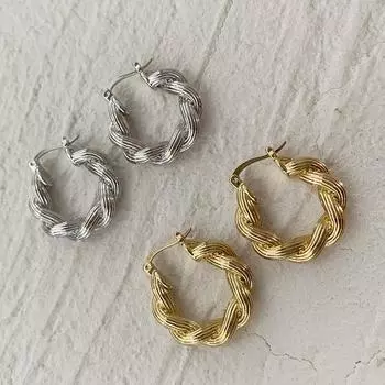 Retro French Hong Kong style exaggerated geometric triangular earrings women s high sense of atmosphere fashion temperament niche earrings золотой