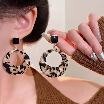 Ретро геометрические преувеличенные большие круглые леопардовые тканевые серьги-обертки для женщин 1 pair