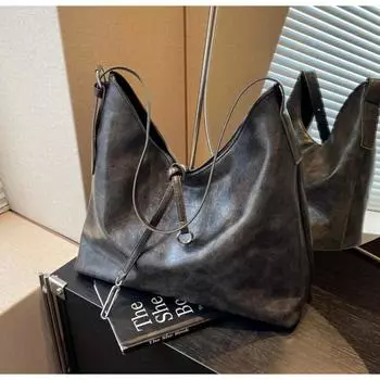 Retro high-end sense fashion large-capacity bag women s new versatile wasteland wind tote bag shoulder bag
