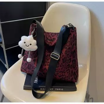 Ретро иностранная сумка-тоут женская 2024 новая осенняя мода леопардовый принт большая вместительная сумка через плечо пригородная женская сумка