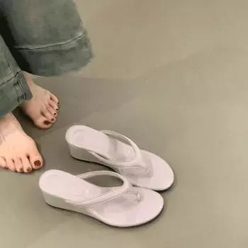 Ретро красные шлепанцы на танкетке туфли женские летняя одежда 2025 года классные тапочки женская обувь дизайнерские сандалии 35 чёрный