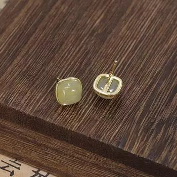 Ретро квадратные серьги-гвоздики с имитацией нефрита для женщин, легкие, роскошные, элегантные, простые серьги, для банкета, повседневные, ювелирные изделия, подарок