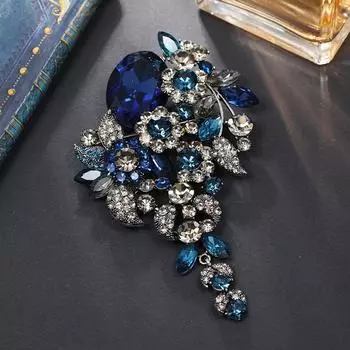 Retro large colored treasure brooch exaggerated women s high-end atmosphere crystal versatile pin brooch coat with accessories королевский синий
