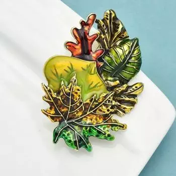 Ретро масляная живопись стиль брошь модная атмосфера элегантный костюм одежда наряд аксессуары