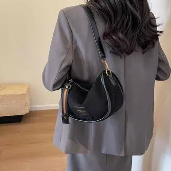 Retro matte small bag women s 2024 new fashion versatile messenger bag popular shoulder bag this year чёрный