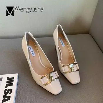 Ретро металлические цепные туфли-лодочки женские блестящие туфли Мэри Джейн с квадратным носком на шпильке на высоком каблуке для женщин 2024 года лакированная кожа talons hauts 4.5 бежевый
