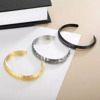 Ретро-минималистский треугольный браслет с узором в виде сетки и хребта