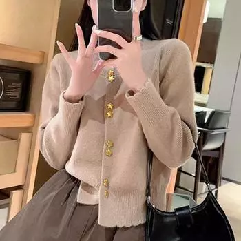 Ретро мягкий и женственный вязаный свитер куртка для женщин осень и зима новый вязаный кардиган сладкий топ one size белый