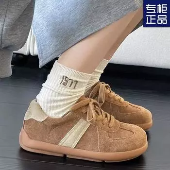 Ретро немецкие кроссовки женские на плоской подошве повседневные 2025 весна и осень новые спортивные женские туфли универсальные маленькие белые туфли женские туфли на шнуровке 35