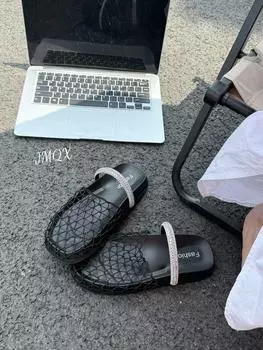 Retro niche thick-soled mesh hollowed out half slippers women s summer new rhinestone fishing net shoes lazy sandals 35 чёрный