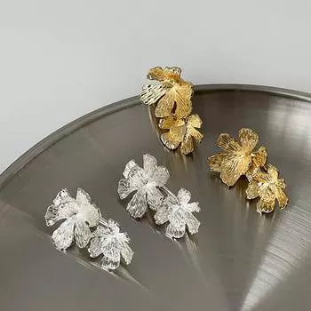 Ретро Ниша Съемные Металлические Серьги-гвоздики Цветок Женские Легкие Роскошные Индивидуальные Модные Тенденции Темперамент Универсальные Серьги