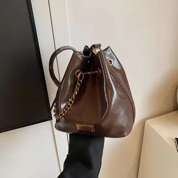 Ретро нишевая сумка-ведро женская 2024 новая модная универсальная маленькая сумка сумка через плечо бордовый