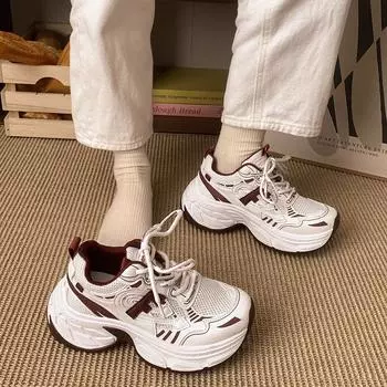 Ретро-ноги, небольшие, увеличивающие рост, на толстой подошве, папины туфли, женские, новинка 2025 года, весна и осень, легкие, увеличивающие рост, универсальные спортивные туфли 35 чёрный