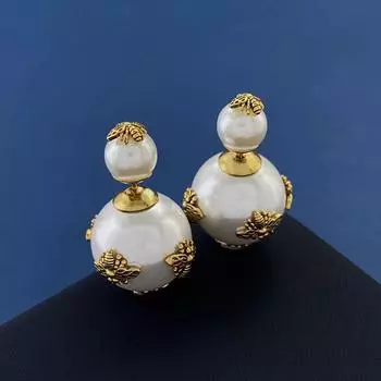 Ретро Пчела спереди и сзади, две носят жемчужные серьги, серьги-гвоздики, бронзовые украшения для ушей среднего возраста, для женщин