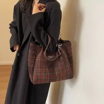 Ретро персонализированная сумка-тоут 2024 зимняя новая сумка женская повседневная простая сумка через плечо модная иностранная сумка